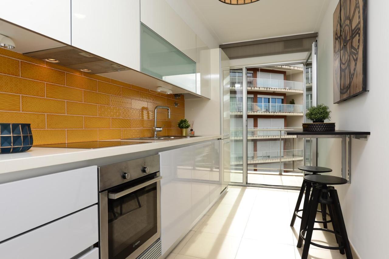 New Loft With Swimming Pool At Parque Das Nacoes! Lissabon Buitenkant foto