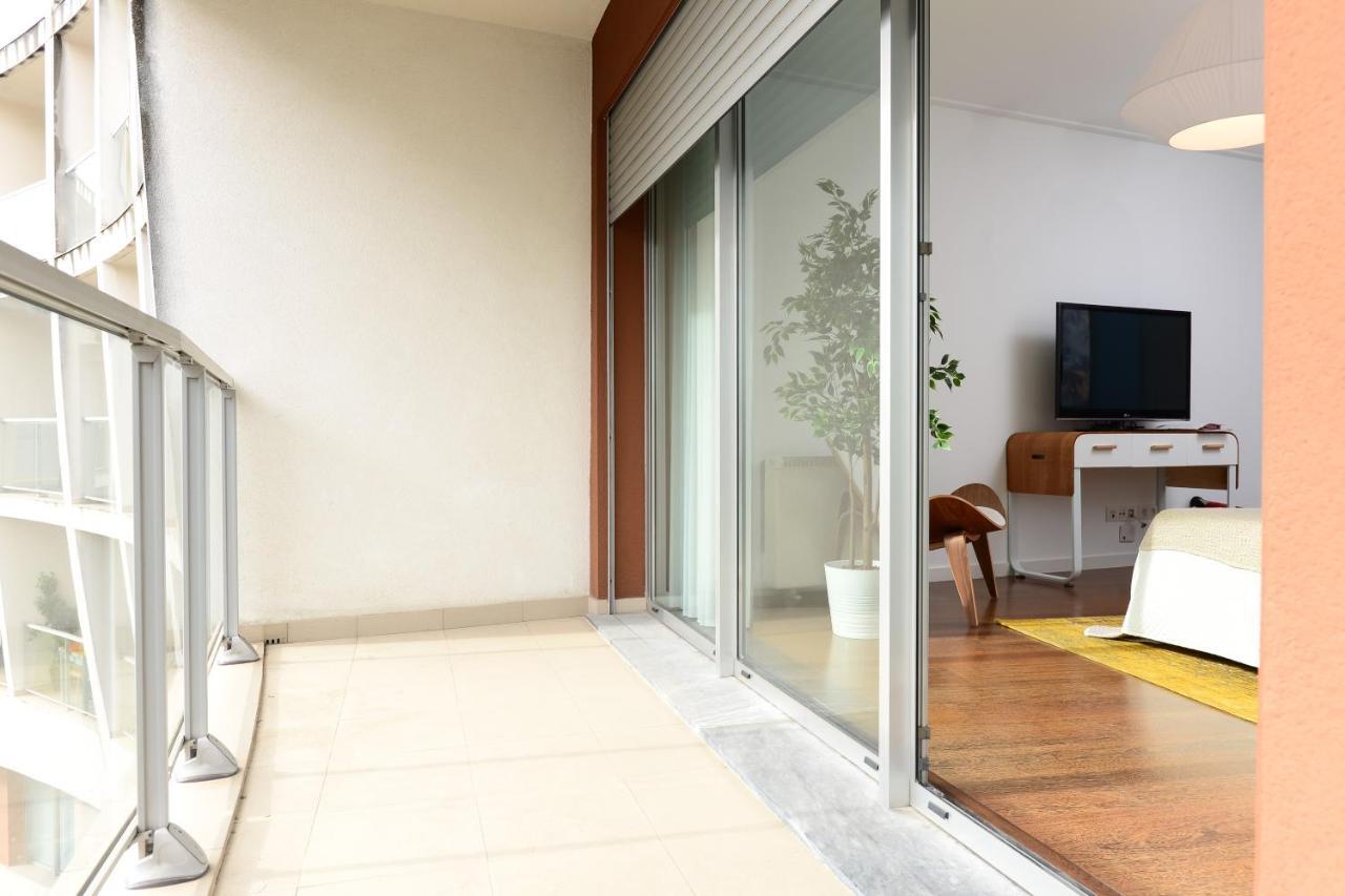 New Loft With Swimming Pool At Parque Das Nacoes! Lissabon Buitenkant foto