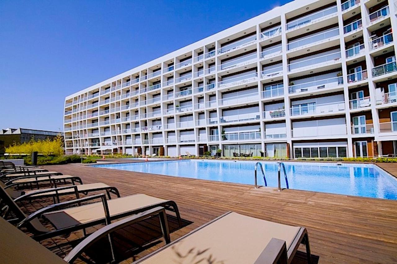 New Loft With Swimming Pool At Parque Das Nacoes! Lissabon Buitenkant foto